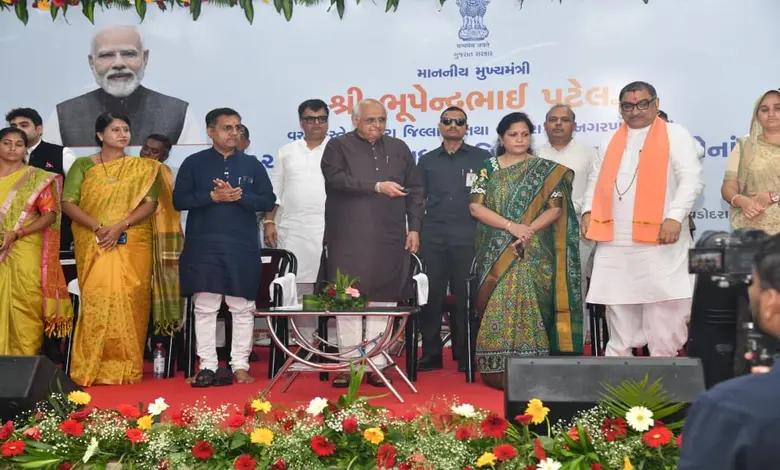 ગુજરાતના સીએમ ભૂપેન્દ્ર પટેલે ગંભીરા બ્રિજ ખુલ્લો મૂક્યો, વડોદરાને રૂપિયા 1297 કરોડના વિકાસ કાર્યોની ભેટ