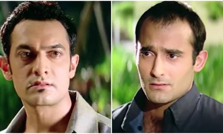 આમિર ખાને એ ફિલ્મના સીન માટે અક્ષય ખન્નાના હાથે ખાધી હતી 17 થપ્પડ, જાણો કિસ્સો