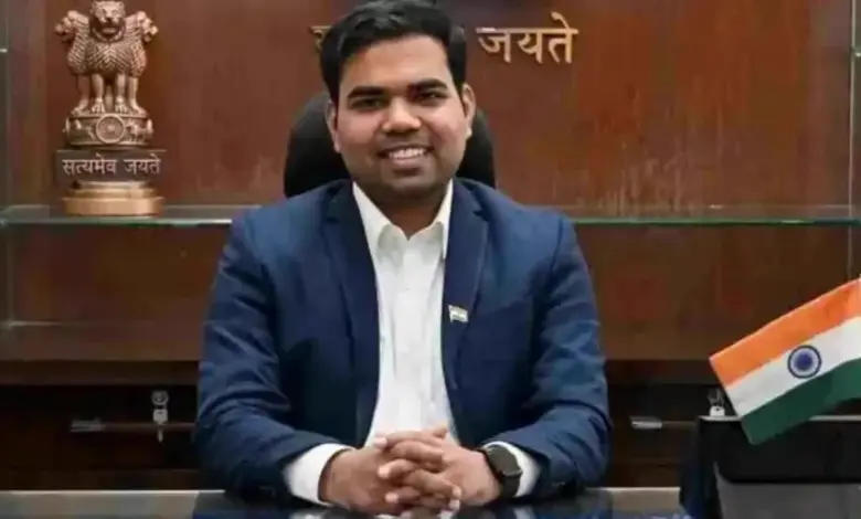 MPSC પેપર લીક વિવાદ: IAS સૌરભ કટિયારને સોંપાઈ મહત્વની જવાબદારી, જાણો કોણ છે આ અધિકારી