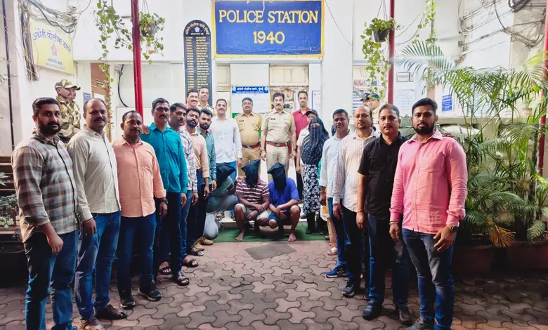 ઇન્કમ ટેક્સના અધિકારીના સ્વાંગમાં વેપારીની ઑફિસમાં રેઇડ પાડીને એક કરોડની ખંડણી માગી