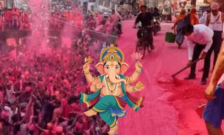ગણેશ વિસર્જન બાદ નવસારીના રસ્તા પર ગુલાલના થર જામ્યા, લોકોએ પાવડા વડે કરવી પડી સફાઈ