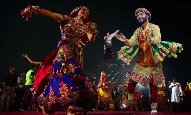 રાજકોટમાં એક સંસ્થા દ્વારા તિલક લગાવીને અપાશે ગરબા મહોત્સવમાં પ્રવેશ, પોલીસને કરાઈ લેખિત રજૂઆત