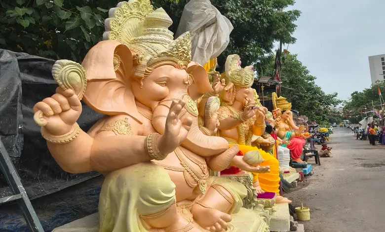 અમદાવાદમાં ગણેશોત્સવની તૈયારી કરતા આયોજકો માટે મનપાની ગાઈડલાઈન્સ જાહેર, આ નિયમોનું કરવું પડશે પાલન