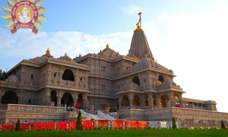રામમંદિરમાં મહિલા શ્રદ્ધાળુએ આપ્યું ચાર કરોડનું દાન, કહ્યું કર્મચારીનું વેતન સુવિધા વધારો