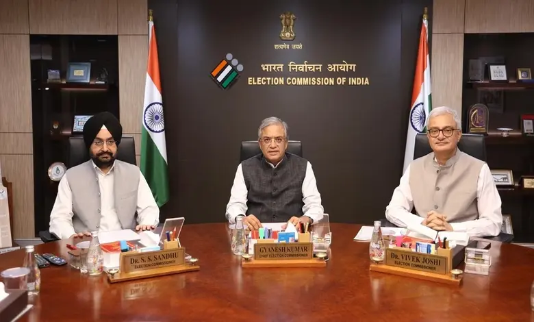 CEC વિવાદ વચ્ચે ચૂંટણી પંચની હાઈ-લેવલ મીટિંગ: SIR સહિત આટલી બાબતોમાં સુધારા?