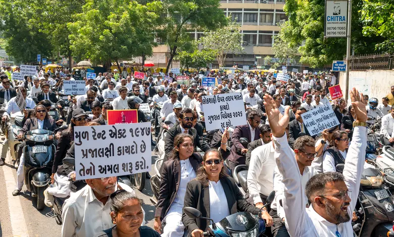 ગુજરાતમાં ભાડા વિધેયક મુદ્દે સરકાર ઝૂકી, વકીલોની તરફેણમાં શું લીધો નિર્ણય ?