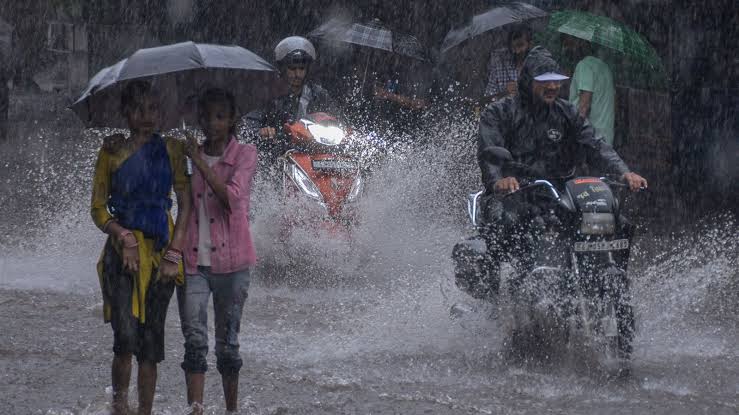 IMD ALERT:નવસારી, વલસાડ, દમણમાં 13 સપ્ટેબરે ભારેથી અતિભારે વરસાદની આગાહી