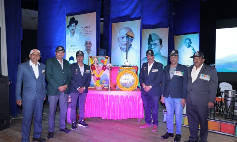 રાજકોટમાં 75 રાષ્ટ્રવીરો અને 21 પરમવીર ચક્ર વિજેતાઓની યાદમાં યોજાયો ભવ્ય કાર્યક્રમ 'કહા ગયે વો લોગ'