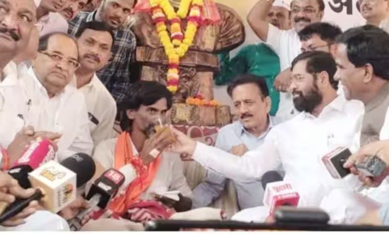 Eknath Shinde offers orange juice to Manoj Jarange Patil; hunger strike ends