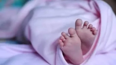 Newborn baby girl found abandoned outside house in Thane