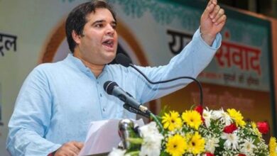 What happened if BJP did not give ticket...? If Varun Gandhi's ticket is cut, from which party will he fight?