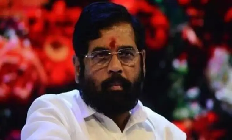 Maharashtra Politics 16 MLAs Chief Minister Eknathan Ineligible Certificate Ajith Crown BJP Plan B