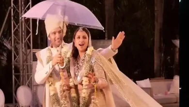 Parineeti Chopra and Raghav Chadha at the Wedding Mandap - Kissing Moment