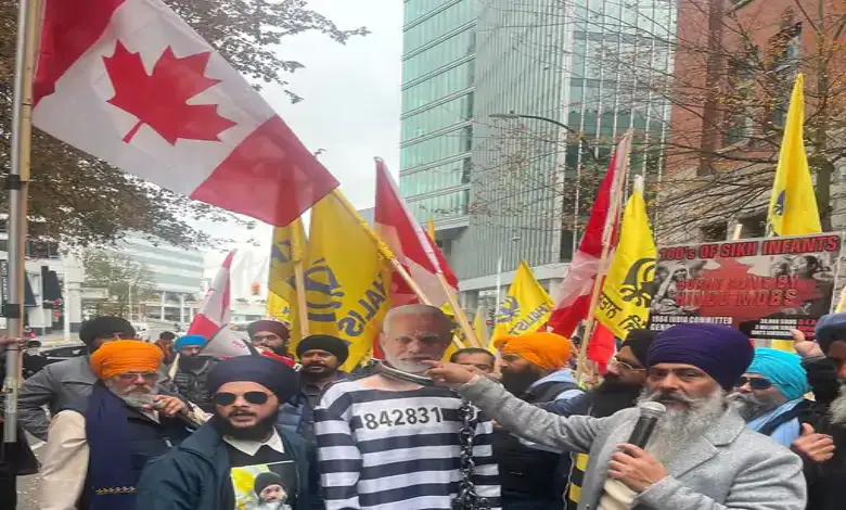 Indian flag trampled by Khalistanis in Canada, Khalistanis announce to burn PM Modi's effigy on Dussehra