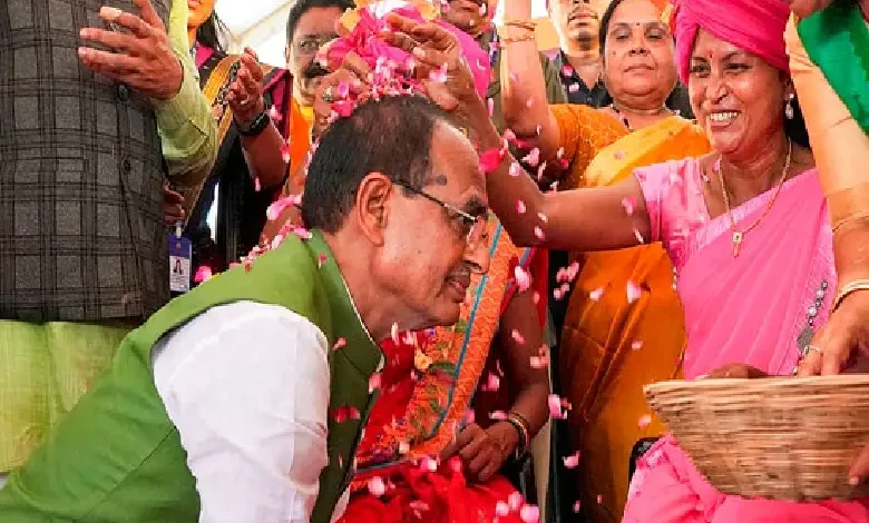 Madhya Pradesh government announces 35% quota for women in government jobs