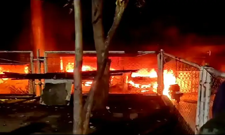 A massive fire broke out at a building in Goregaon, Mumbai, India, killing 7 people