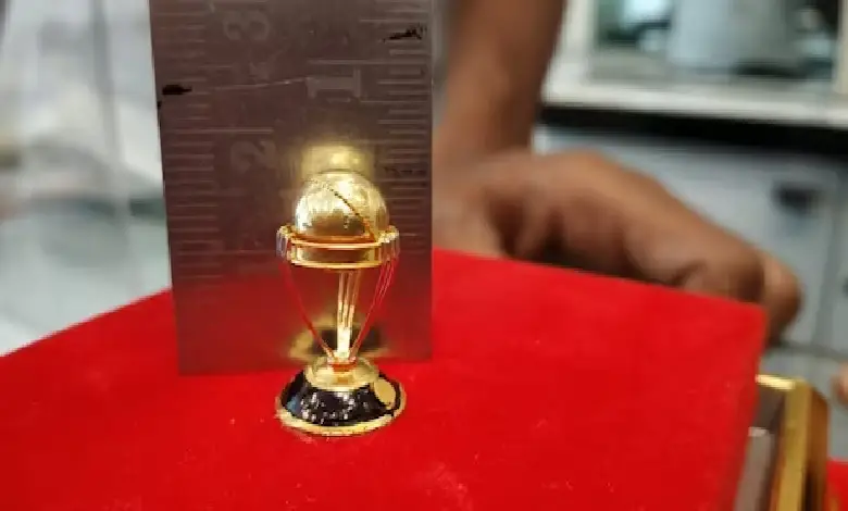 World's smallest World Cup trophy made by Ahmedabad jeweller for India-Pakistan match