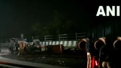 Maharashtra Accident: 2 Killed, 4 Injured After Speeding Container Truck Rams Into Multiple Vehicles Near Katraj On Pune-Bengaluru Highway; Visuals Surface