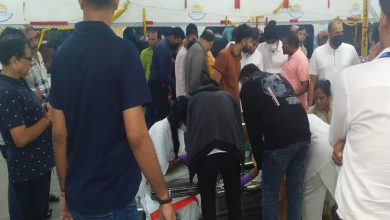 Bharat Gaurav Yatra train passengers receive medical attention at Pune railway station after experiencing food poisoning symptoms.