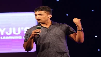 Byju's founder Byju Raveendran meets with senior management to discuss the company's liquidity crisis