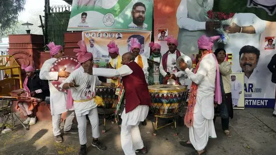 Excited crowds celebrate in MP, Chhattisgarh & Rajasthan as election results come in.