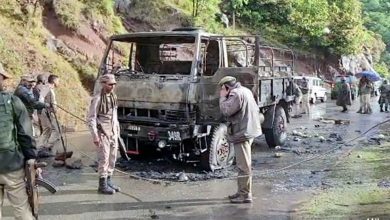 Terrorist attack on army truck in Kashmir, three jawans martyred