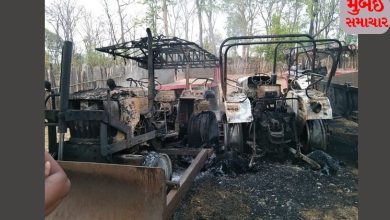 Naxalites set fire to road construction tanker in Gadchiroli