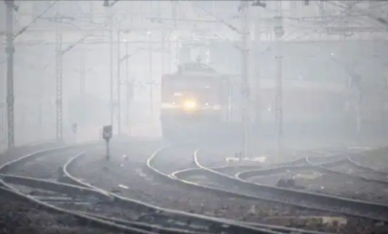 North Indian trains affected by fog, Rajdhani Express delayed by 12 hours