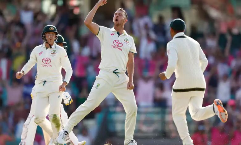 Three wickets in Hazlewood's over, could be a whitewash for Pakistan today
