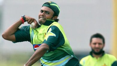 Pakistani cricketer taunts Maldives by posting an emoji in support of India