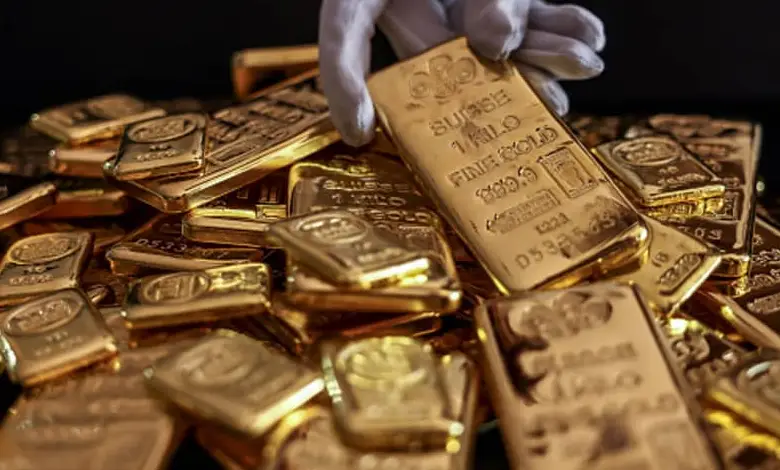 Gold near five-week low as rate-cut optimism fades