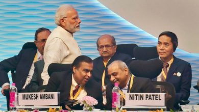Mukesh Ambani and Lakshmi Mittal share key insights about Gujarat and India's business landscape at the Vibrant Summit 2024.