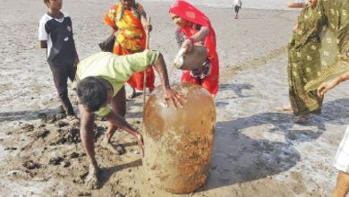 Bharuch: Shivling found in the sea! Instead of fishing, people brought Maha Mahanate to the shore