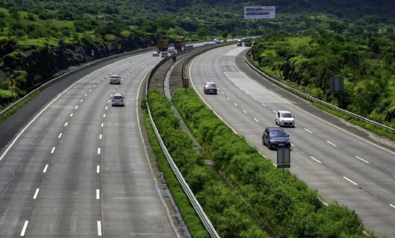 …means Mumbai-Pune Expressway will be made of 8 lanes, so many crores will be spent