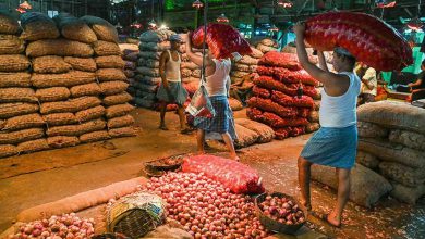 The central government clarified the ban on onion export