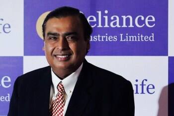 Reliance became the first Indian company to reach the 20 lakh crore mark