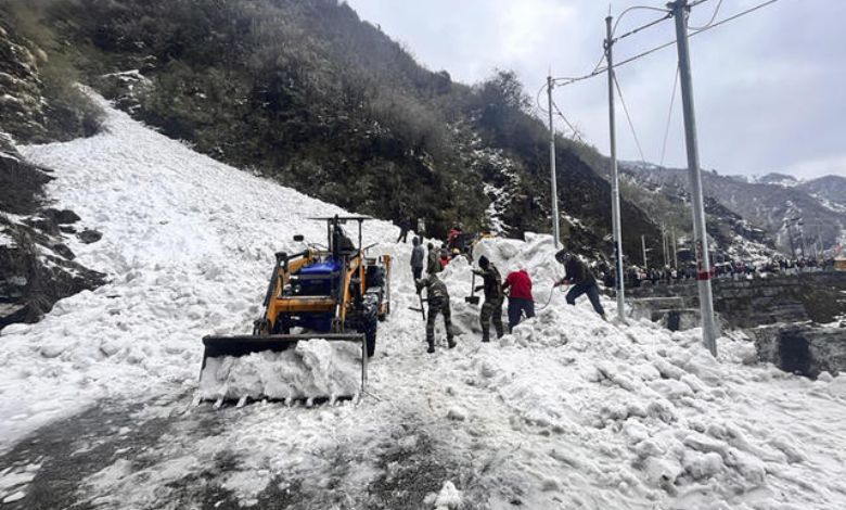 Avalanche in Kashmir: Impact on life due to snowfall in Sikkim