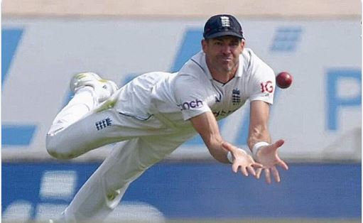 IND vs ENG: The 41-year-old bowler took a quick catch like a leopard