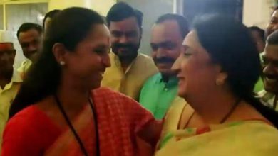 Competition between Supriya Sule and Sunetra Pawar to look 'normal'