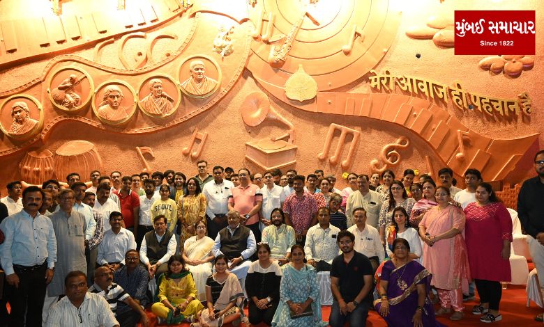 A mural based on the life of Swarasamrajni Lata Mangeshkar unveiled in this area of Mumbai