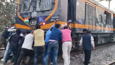 In Amethi, the employees pushed the train and delivered it to the station.