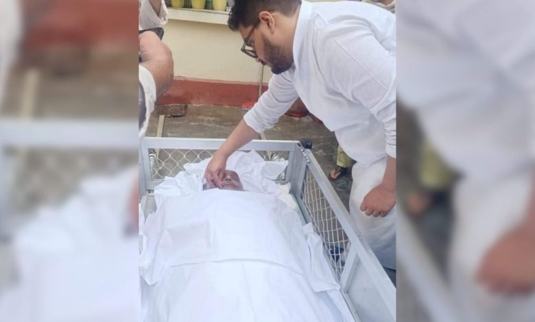 Mukhtar Ansari Supurd-e-Khak: Wife and one son were not present