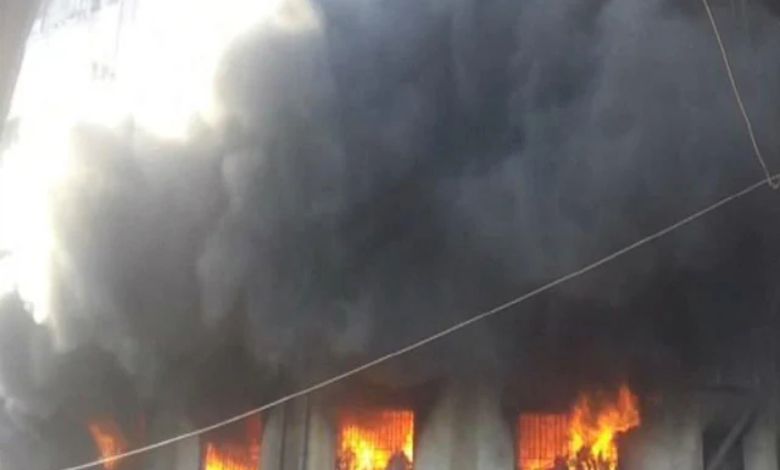 350 residents were rescued from the fire in Mumbra's building