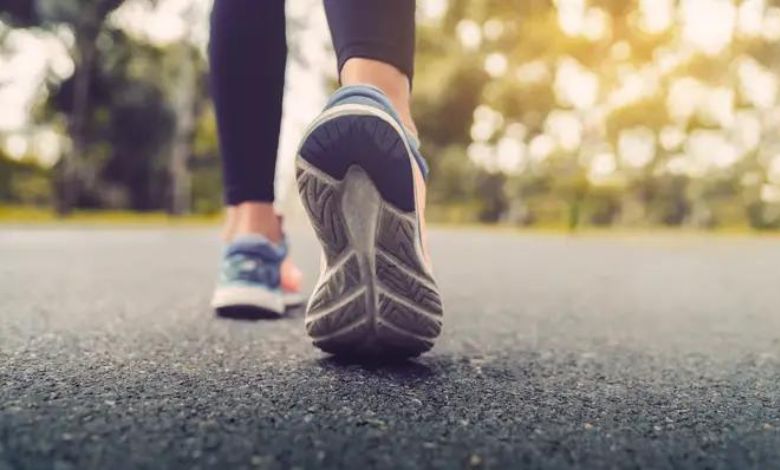Do you know? Walking 10,000 steps a day has tremendous health benefits!