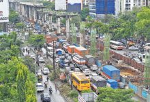 Ghodbandar traffic jam as vehicular movement is prohibited on the flyover