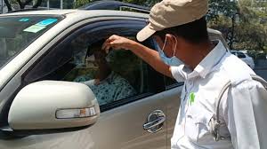 To avoid taking action against the tinted glass, the youth took the constable by car
