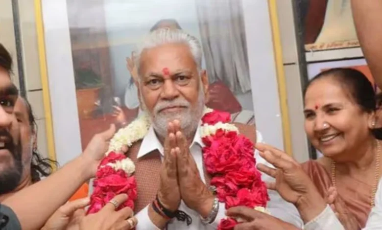 The real game: On one hand, Rupala filled the form and on the other hand, the Kshatriya community refused to compromise.