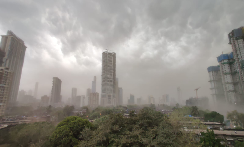 mumbai dust storm eve like hollywood set