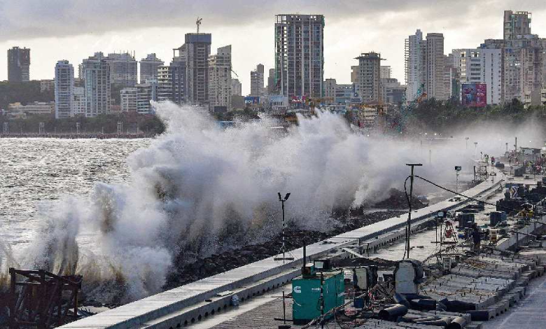 Avoid going to the sea for the next 24 hours, BMC appeals high sea waves