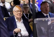 Huge opportunity in India In: Warren Buffett